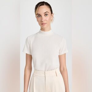 Vince Ribbed Cream Top Size XS